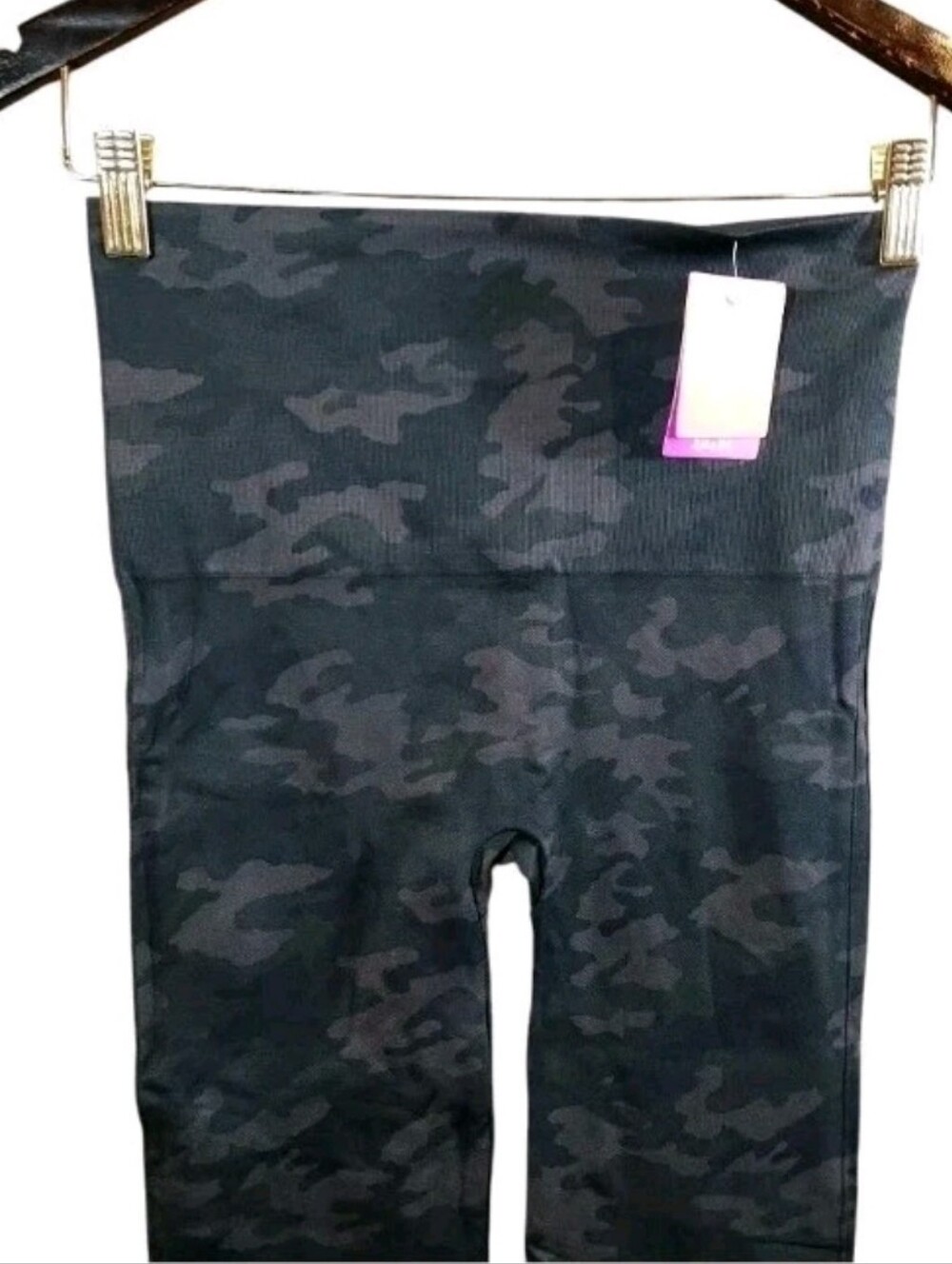 SPANX Look At Me Now Seamless Camo Shaping Leggings in Black Women's L NWT - Picture 7 of 10